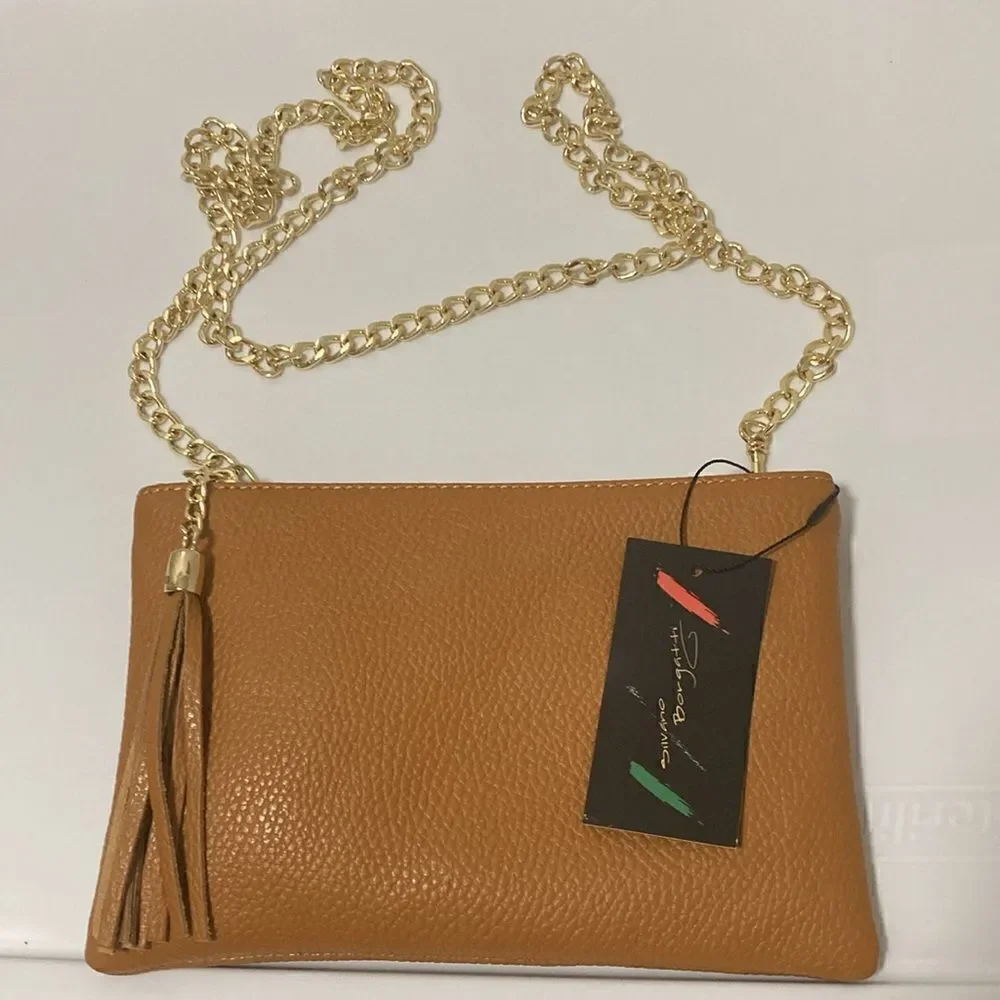 NWT Silvano Borgatti Leather Bag with Top Zipper, Tassel and Detachable Chain. - Picture 1 of 8